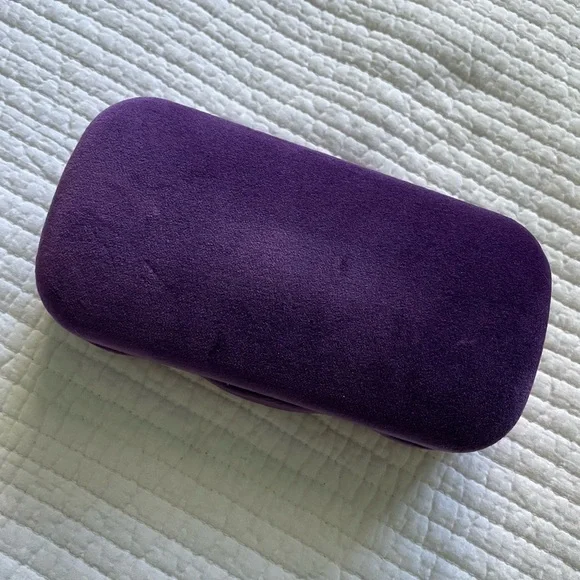 Gucci Sunglass Case - Picture 6 of 6